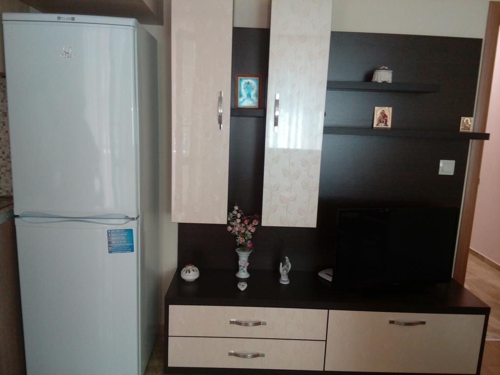 Apartment Tanita Поморие Экстерьер фото